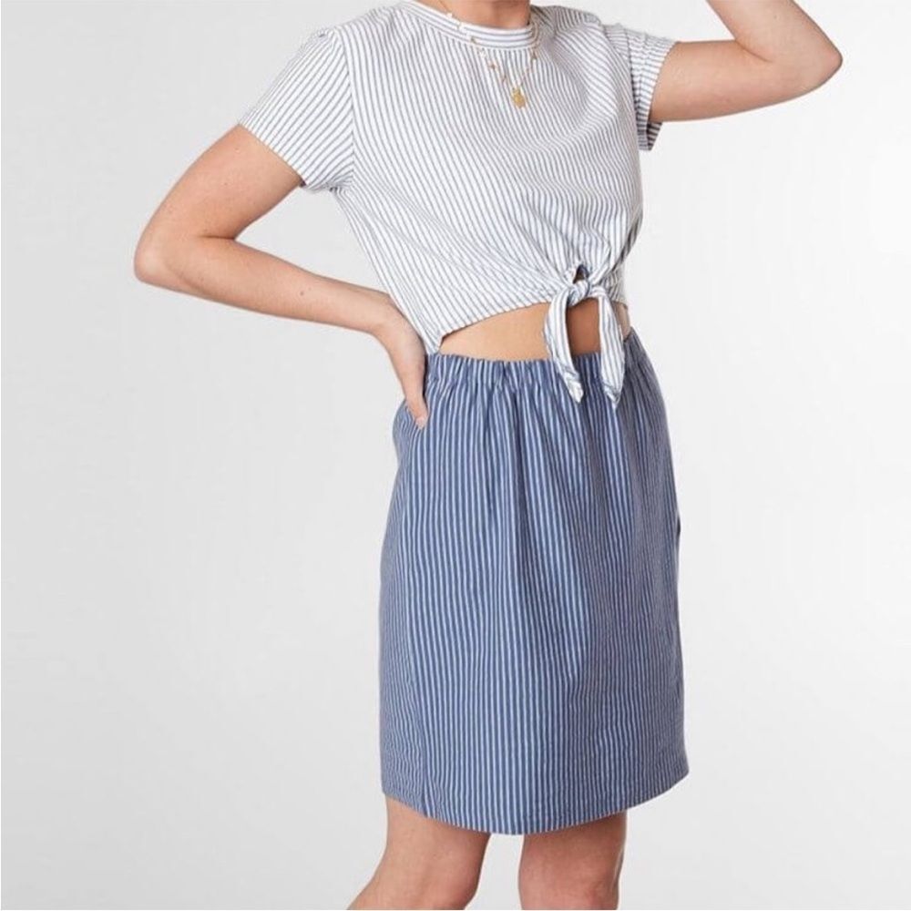RVCA: Striped Front Tie Cotton Dress. Size Small‎
